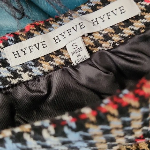 HYFVE Plaid Fringe Hem Mini Skirt - Picture 6 of 8